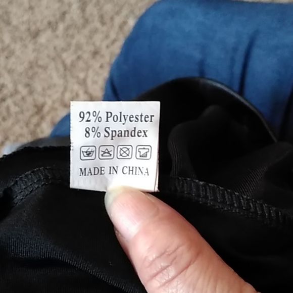 Almost new Leather-LIKE legging - Picture 2 of 7